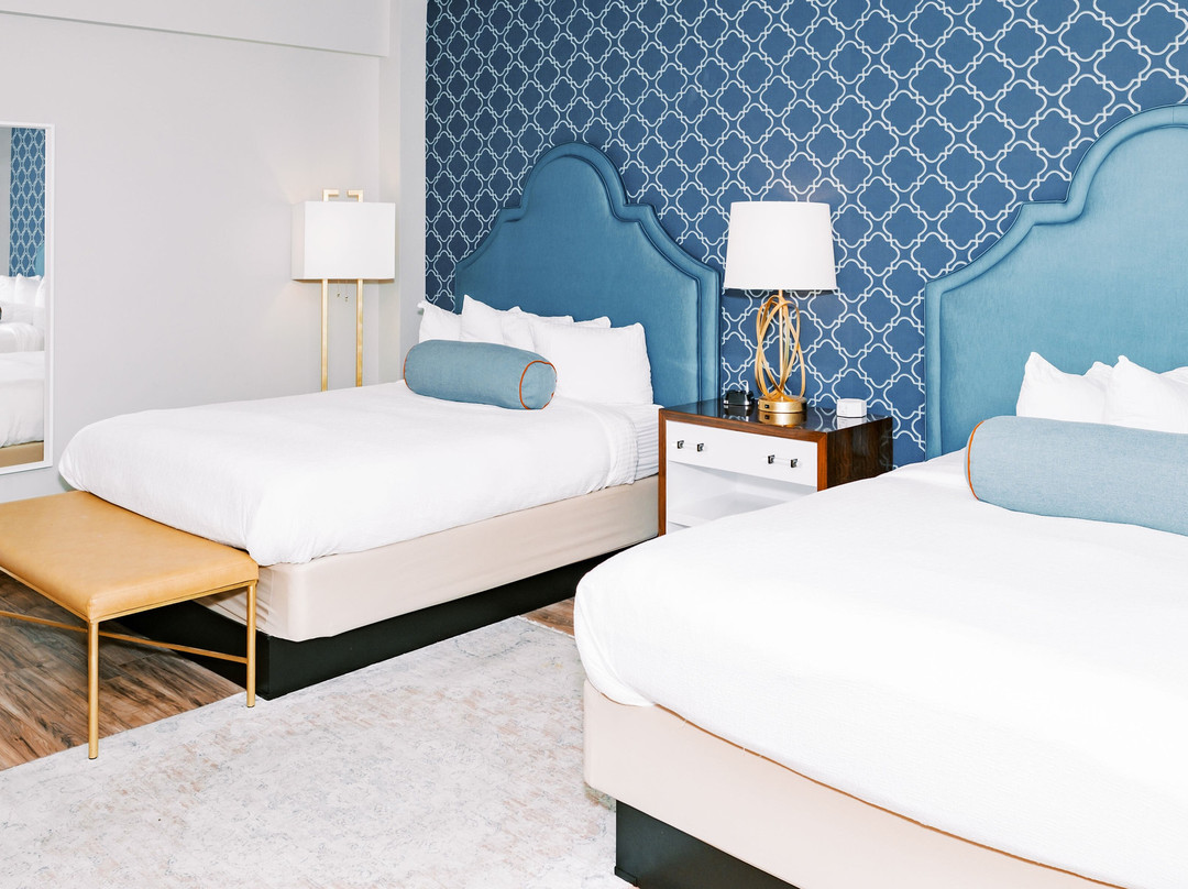 The Collegiate Hotel主图