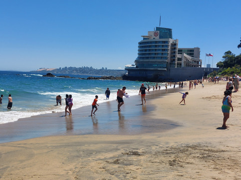 Playa Caleta Abarca-比尼亚德尔马必去景点
