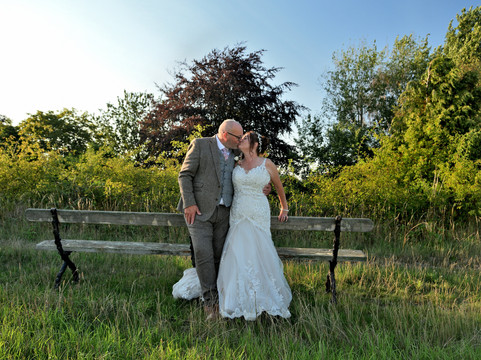 Bert's Barrow-Hillam必去景点