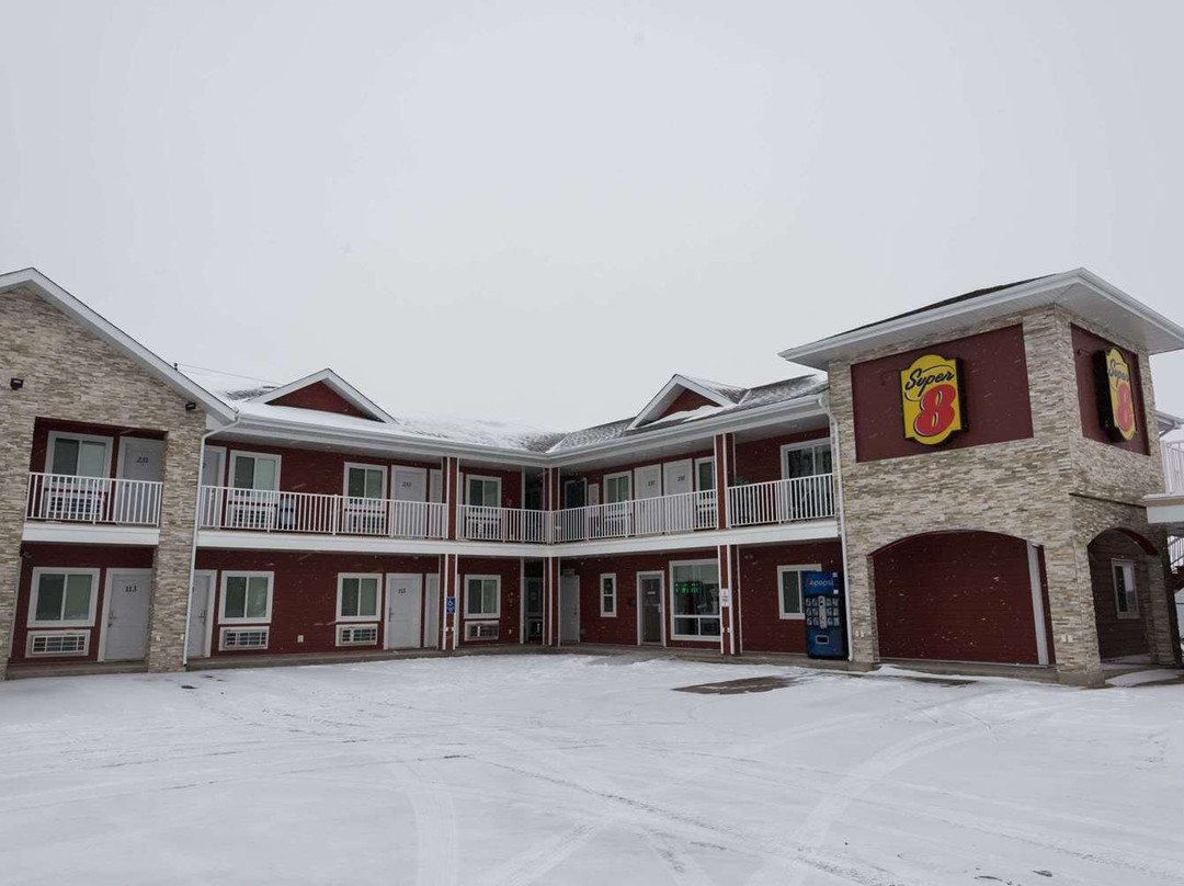 沃特勒斯速8酒店