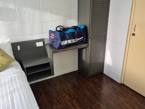 杜鹃汽车旅馆主图