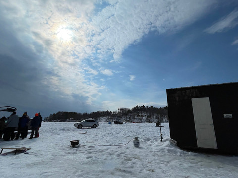 Fish Hounds Outdoors-Benson必去景点