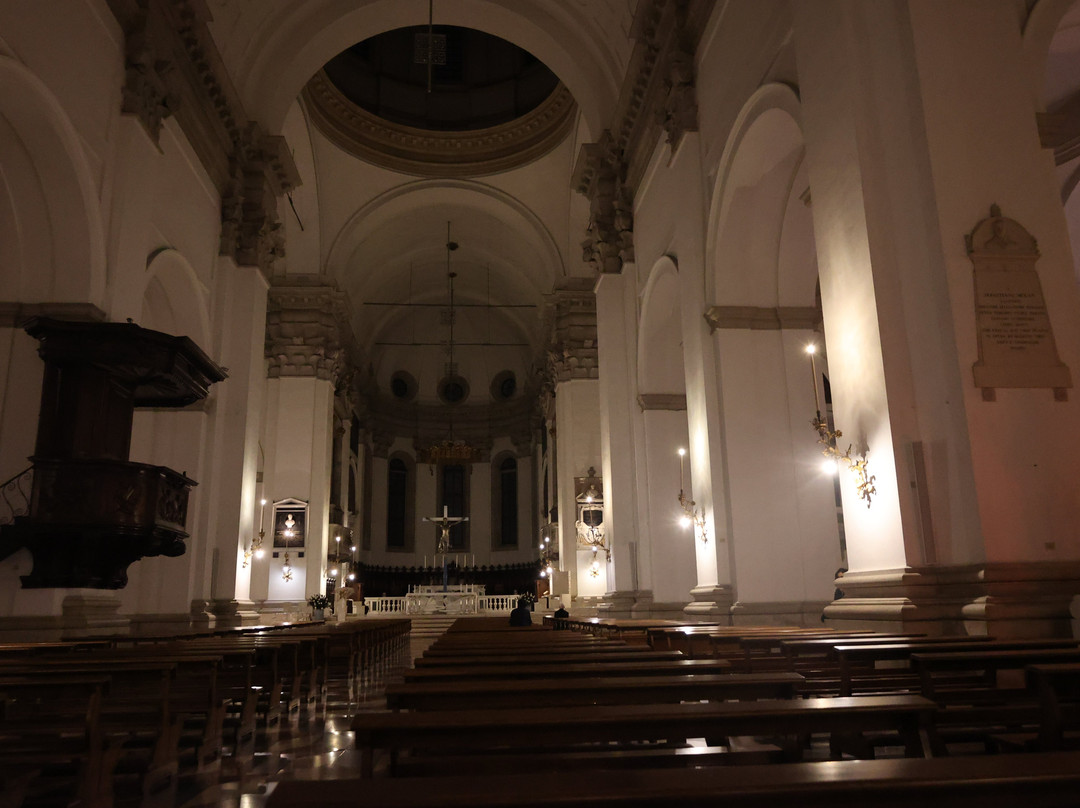 Cathedral Basilica of Santa Maria Assunta-帕多瓦必去景点