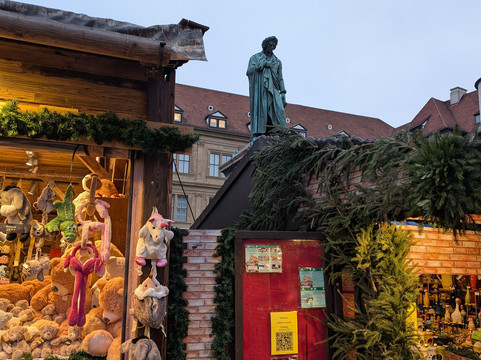 Schillerplatz-斯图加特必去景点