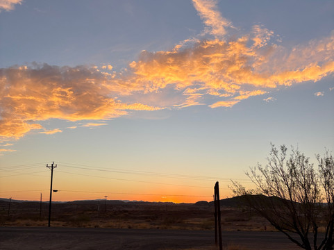 Big Bend & Lajitas Stables-Terlingua必去景点