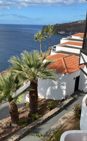 WalkingWomen-英格兰必去景点