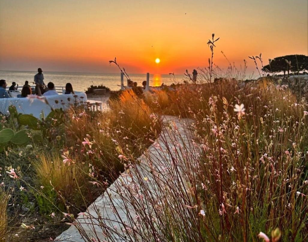 Sunset Studios & Rooms