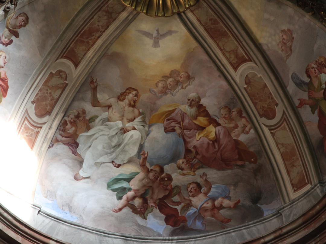 Basilica di San Giulio-奥尔塔圣朱利奥必去景点