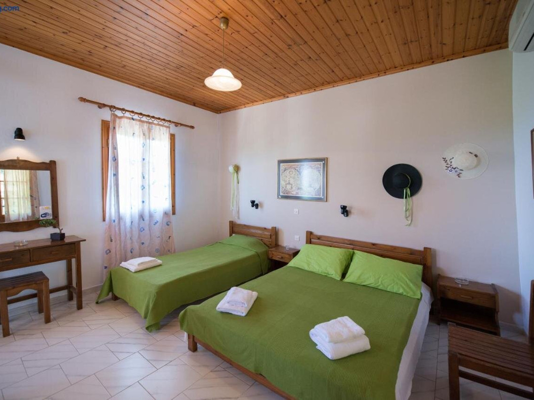 Ilios Hotel & Villas