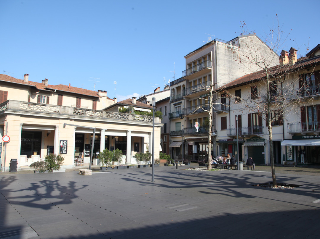 Piazza Luigi Cadorna