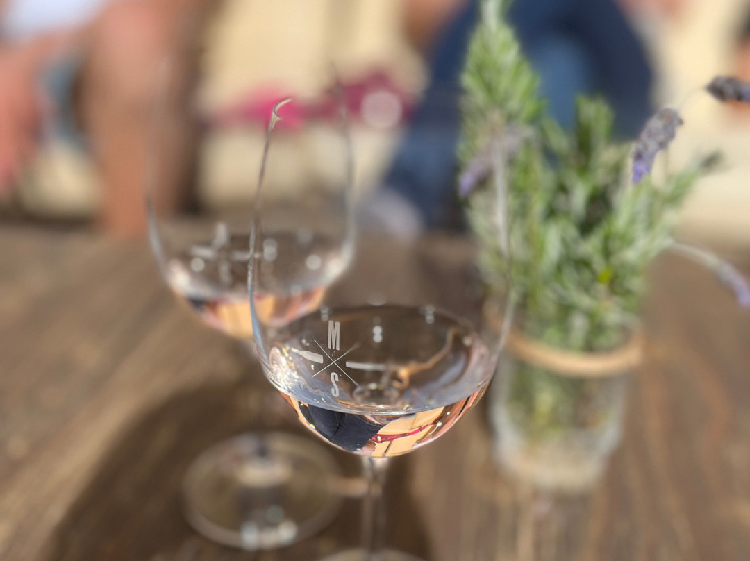 Masia Serra-Cantallops必去景点