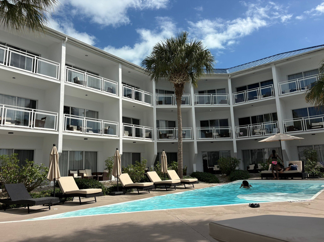 Grace Bay Suites主图