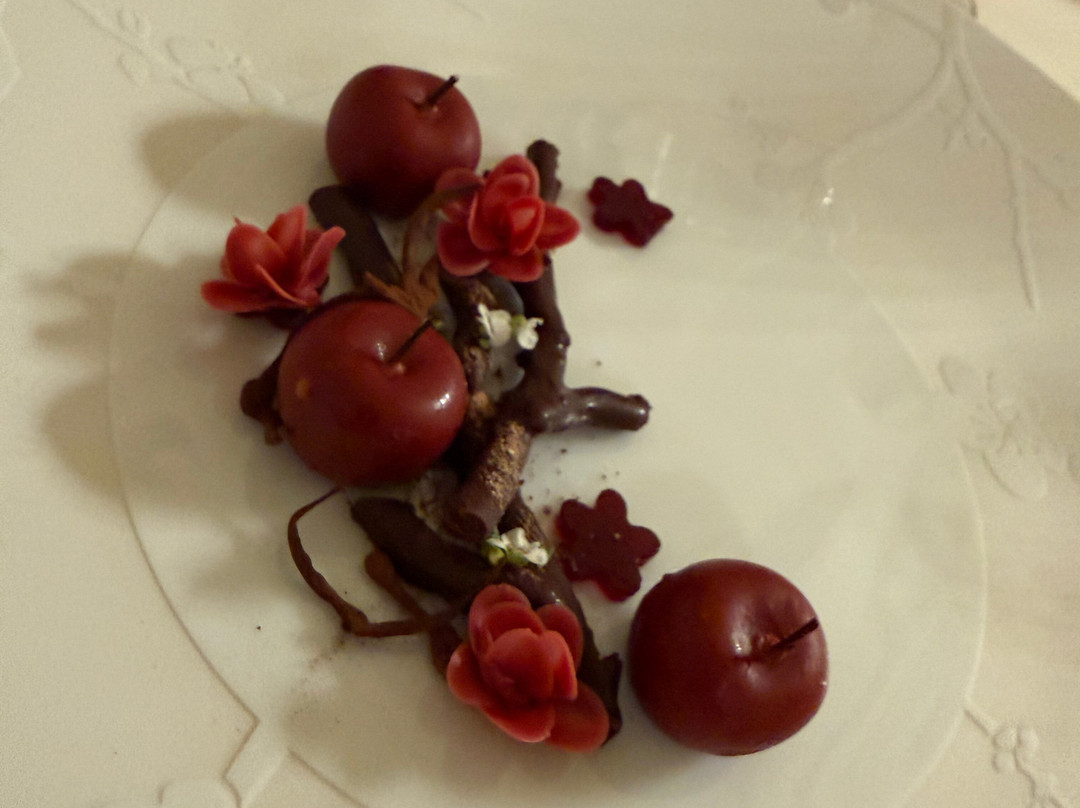 泰尼埃城堡酒店主图