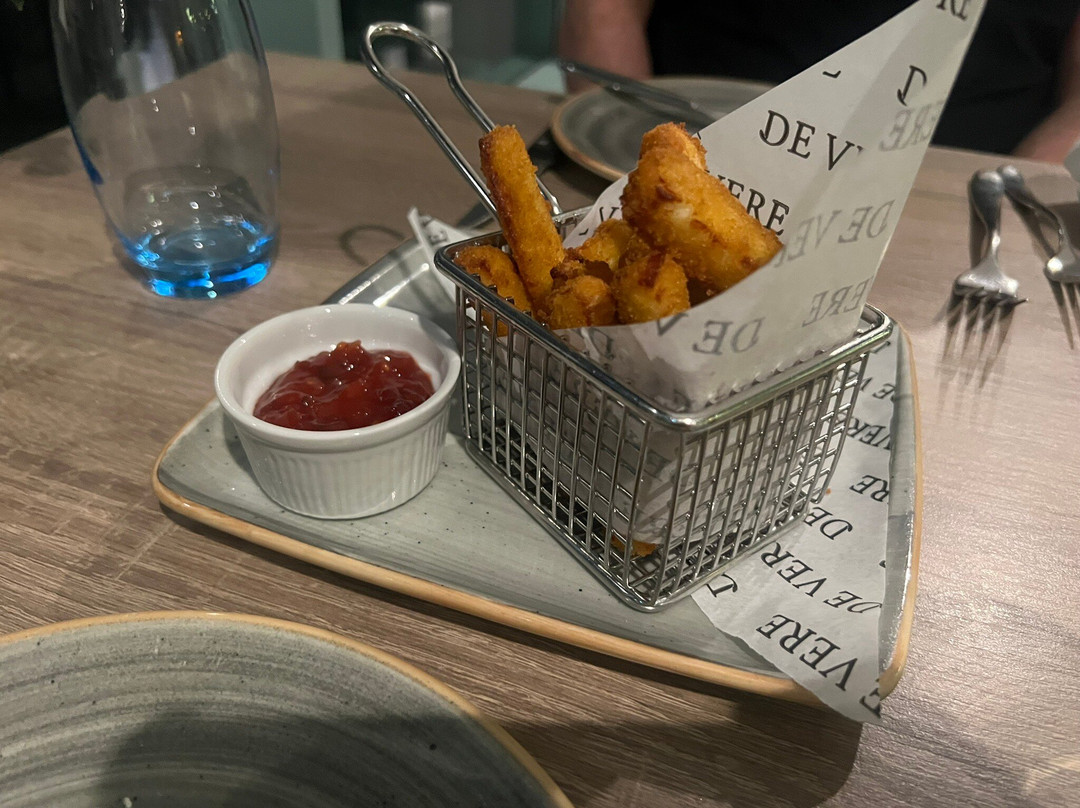 德威尔柯茨窝尔山水上乐园酒店主图