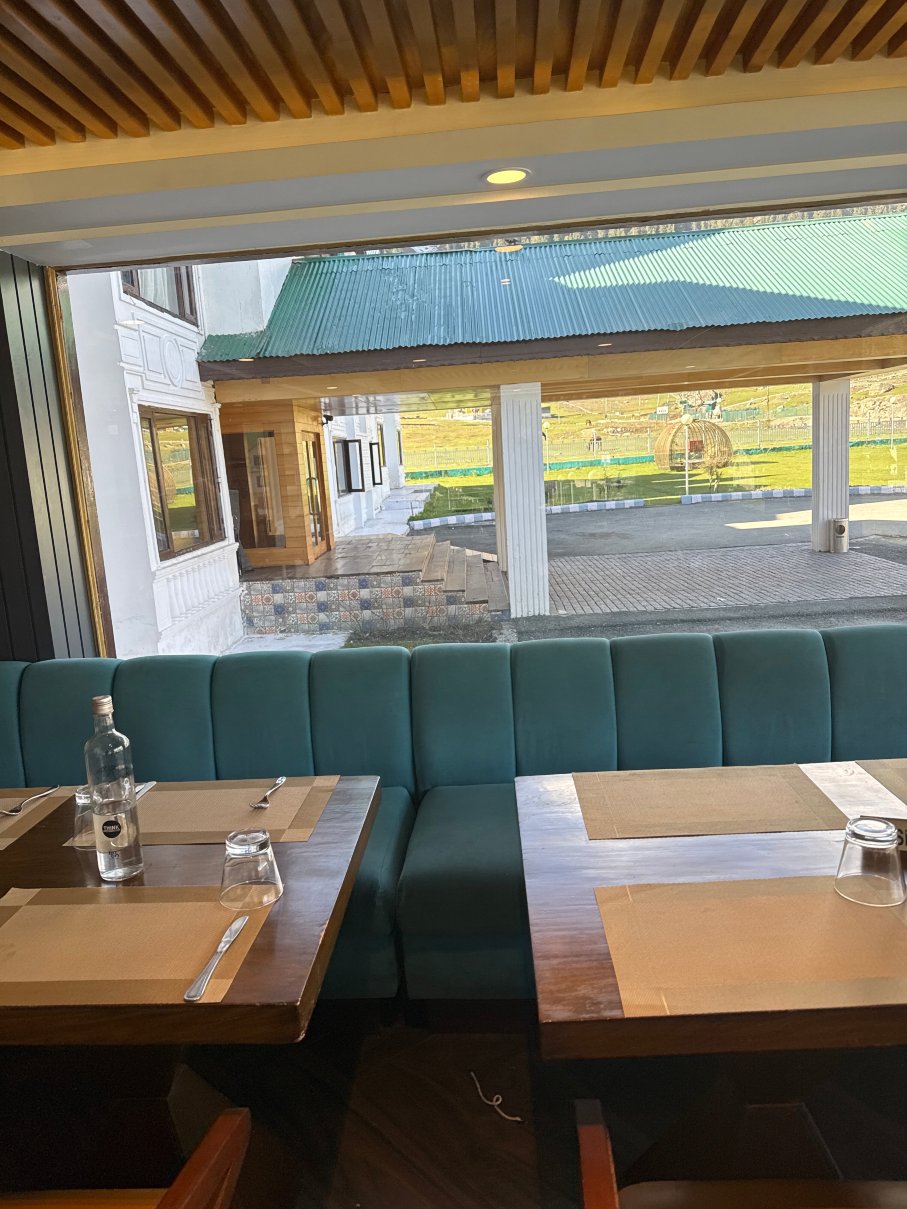 Country Inn and Suites by Radisson, Sonamarg-旅行者
