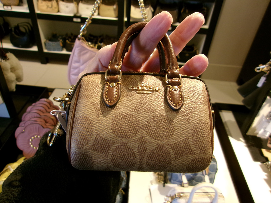 COACH Outlet-Kittery必去景点