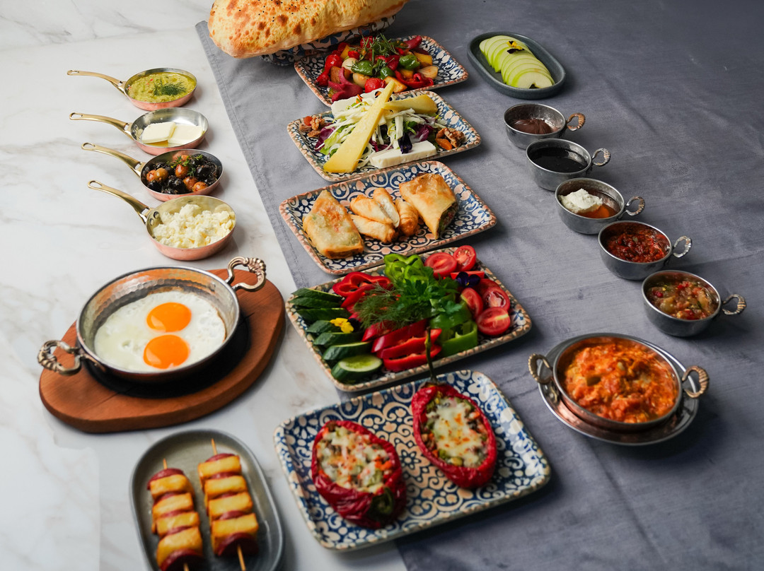 Esto Restaurant