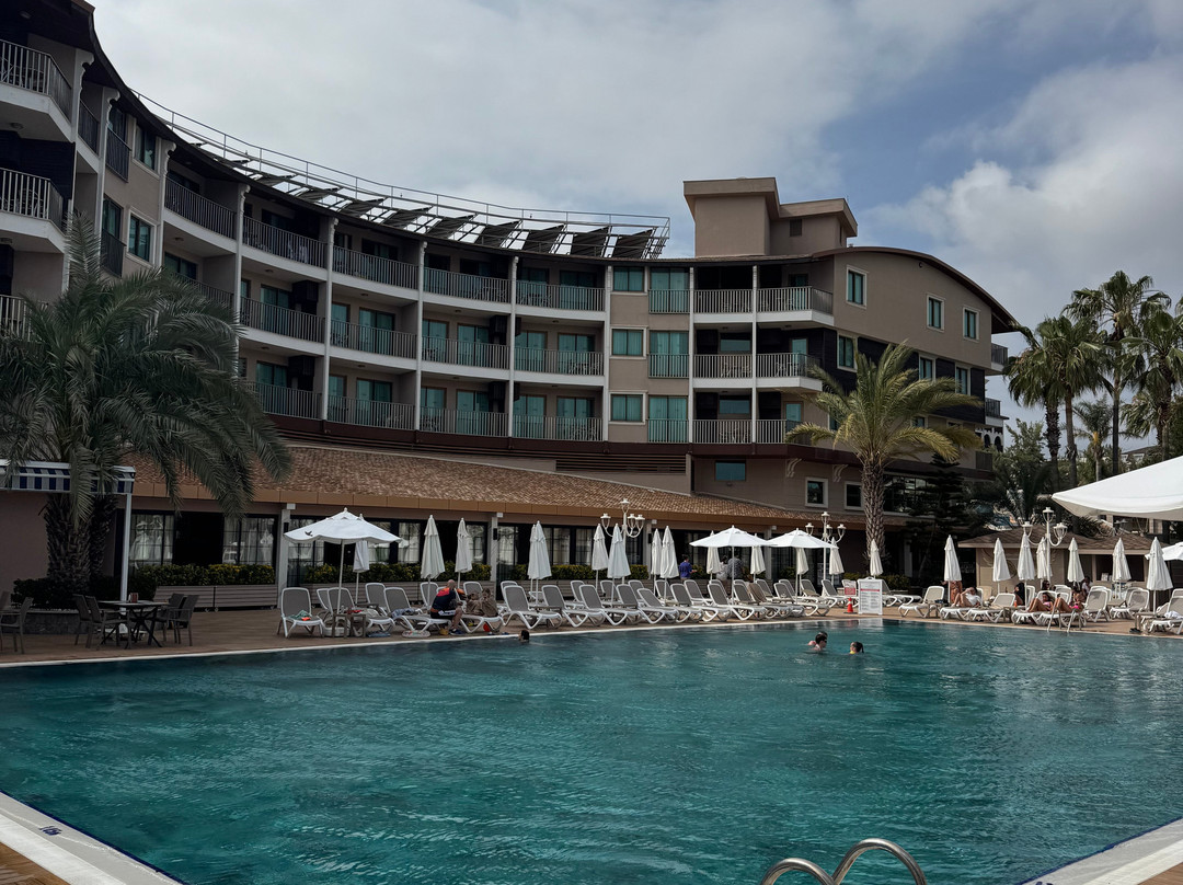 Quattro Family Club Dem Hotel主图