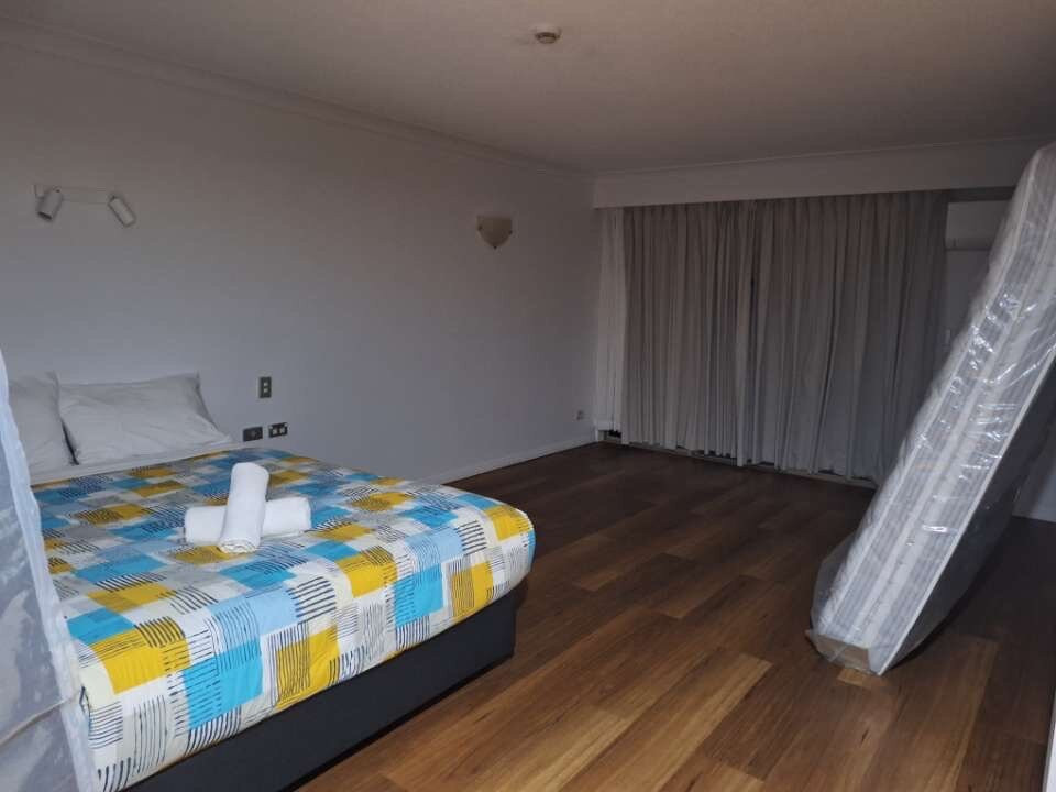 Hope Harbour Hotel