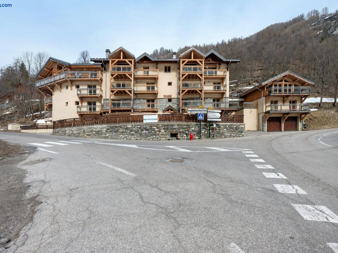 Les Arcs