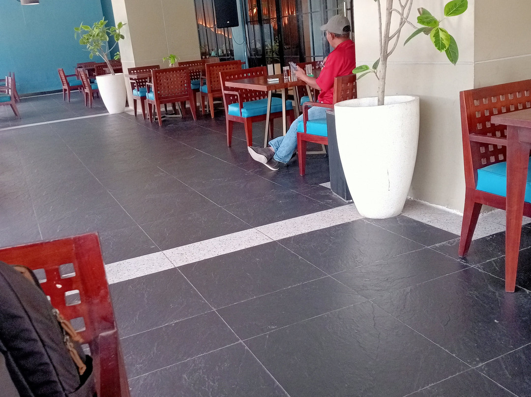 喀拉喀托皇家酒店主图