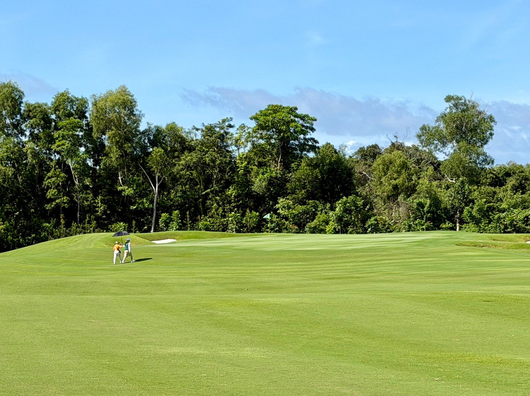 Eschuri Vung Bau Golf-Cua Can必去景点
