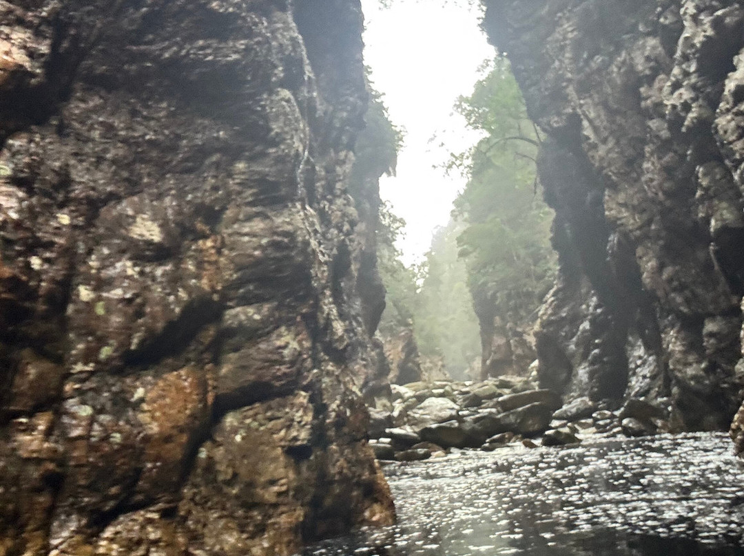 Untouched Adventures-暴风河必去景点