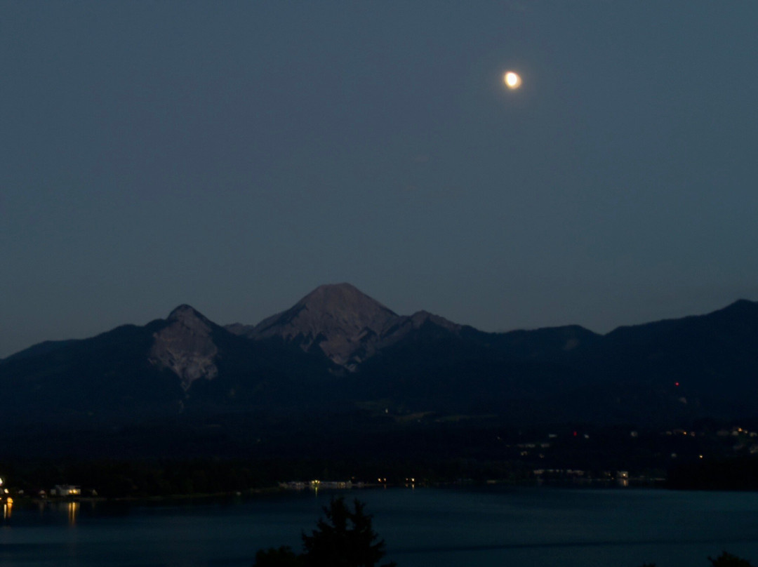 卡林西亚小酒店主图