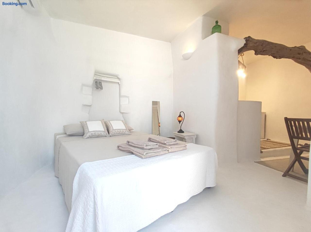 Kamara cave rooms