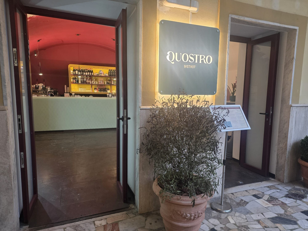Quostro