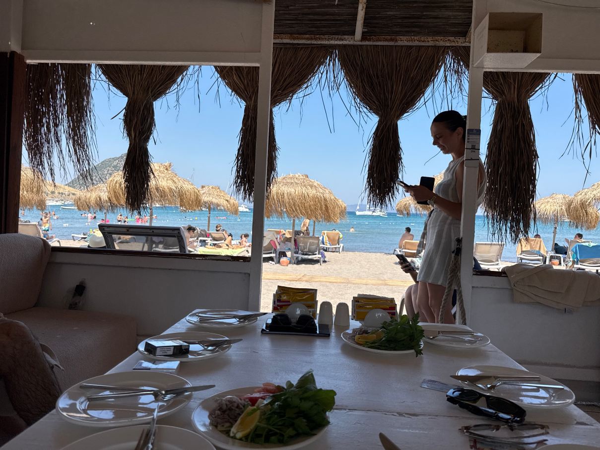 马尔马俱乐部酒店-旅行者