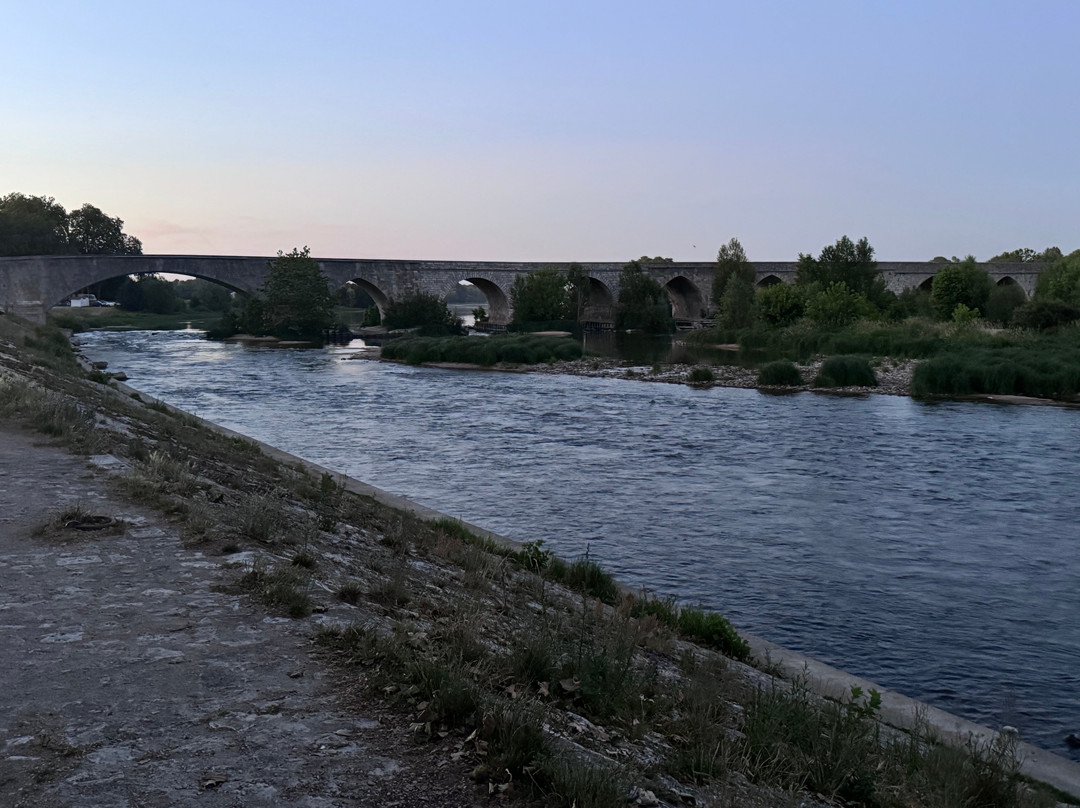 Pont de Beaugency-Beaugency必去景点