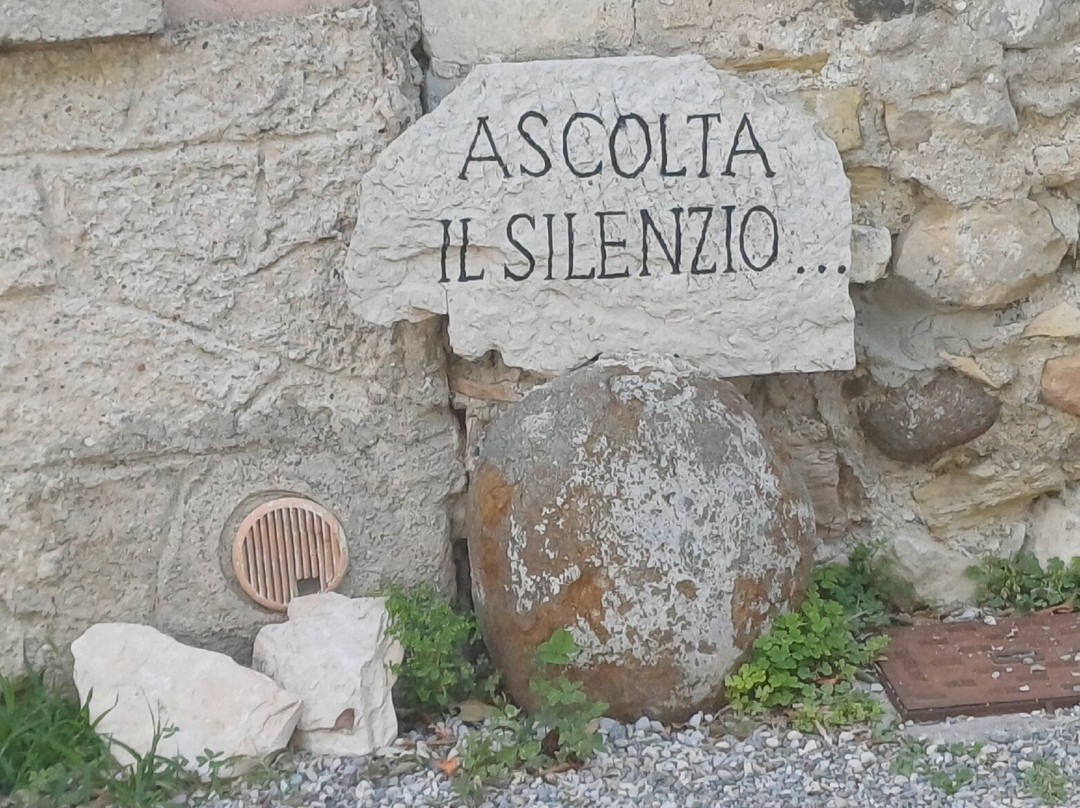 Chiesa di San Pietro in Mavino-锡尔苗内必去景点