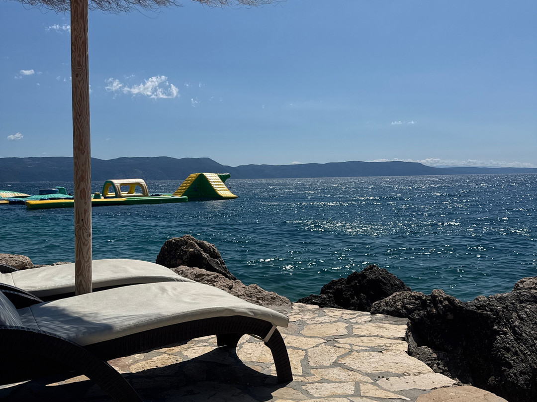 Girandella Beach-拉巴克必去景点