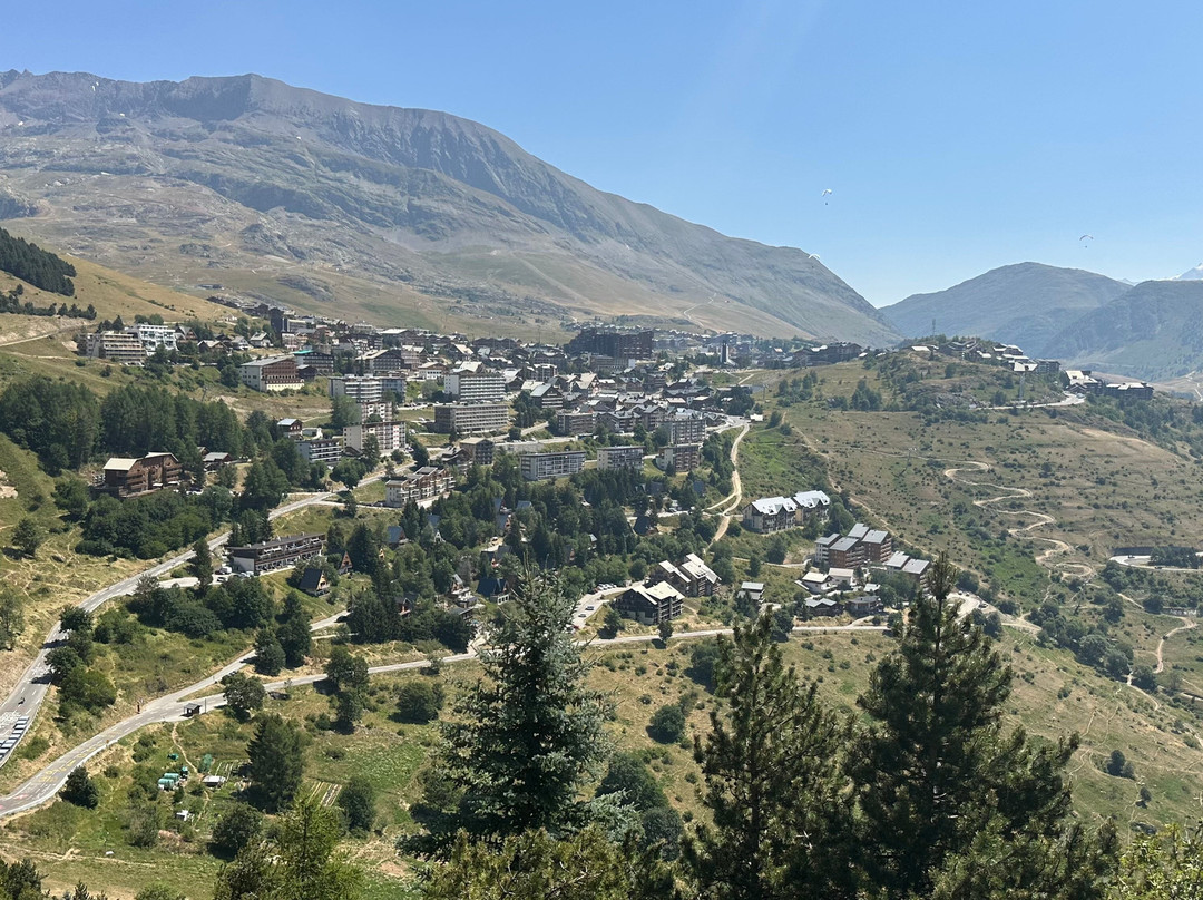 Alpe d'Huez-阿尔普迪埃必去景点