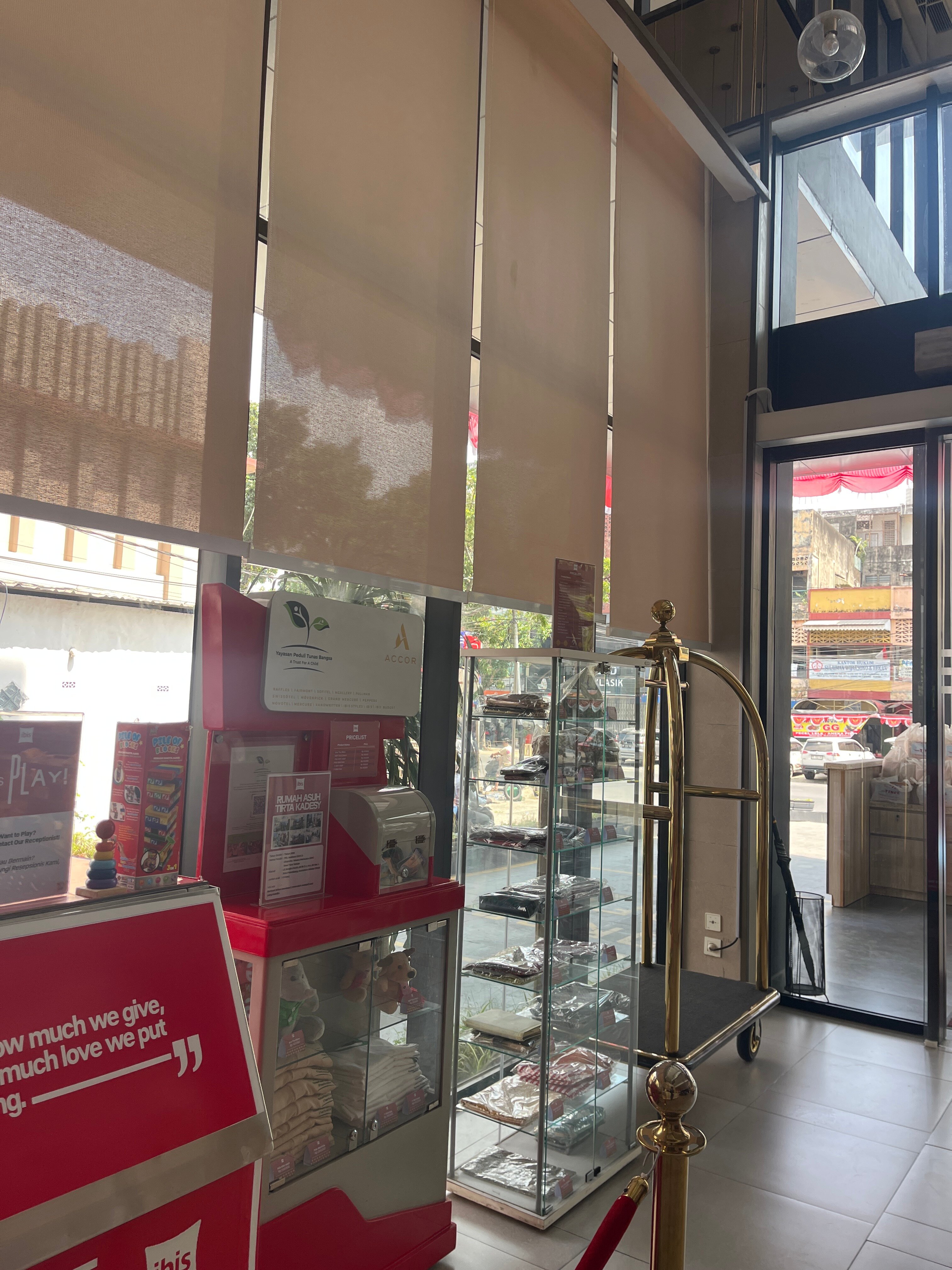 宜必思巨港桑加尔酒店-旅行者