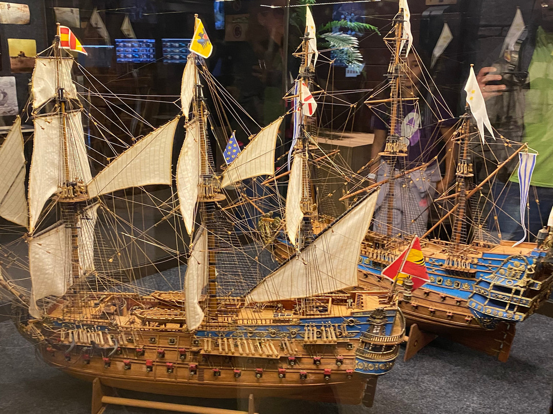 Aventura Pirata-康泊琉海水浴场必去景点