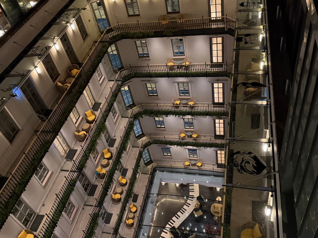 布达佩斯咏叹调酒店-图书馆酒店集团主图