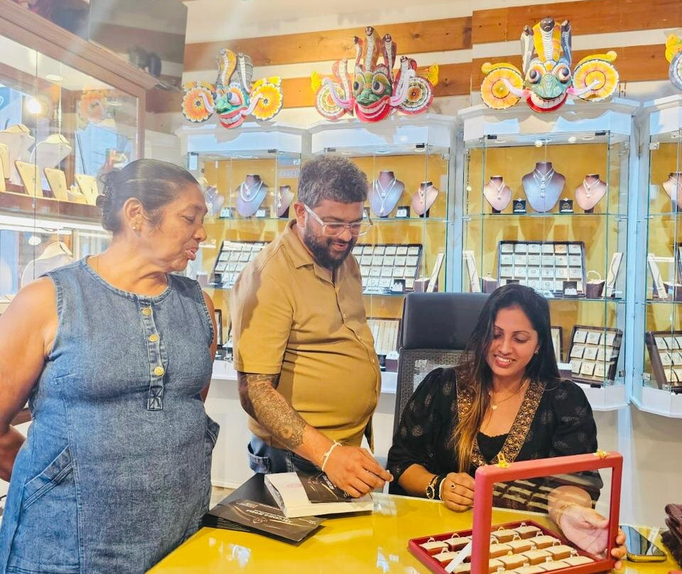 Devasurendra Gems And Jewellers-Fort必去景点