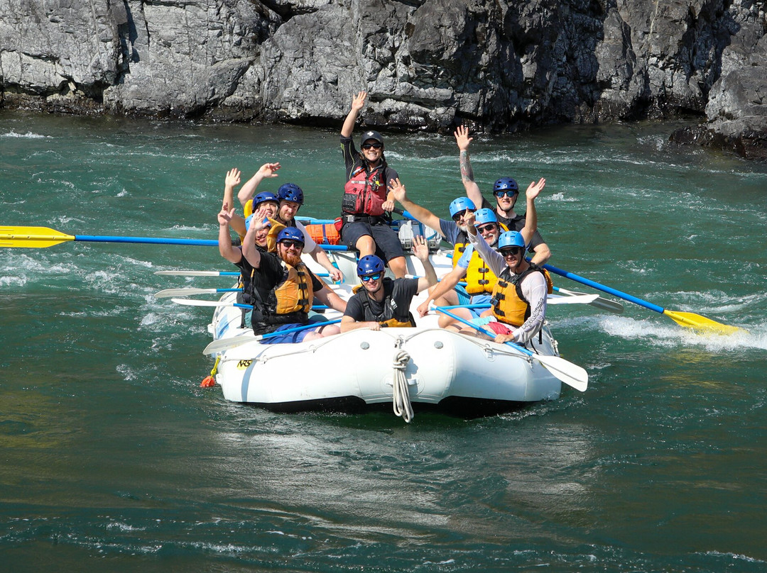 Kumsheen Rafting Resort - Day Trips-Lytton必去景点