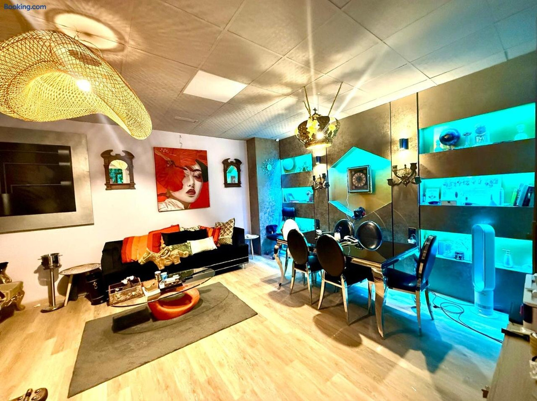 HOSTEL Pepper-Gold