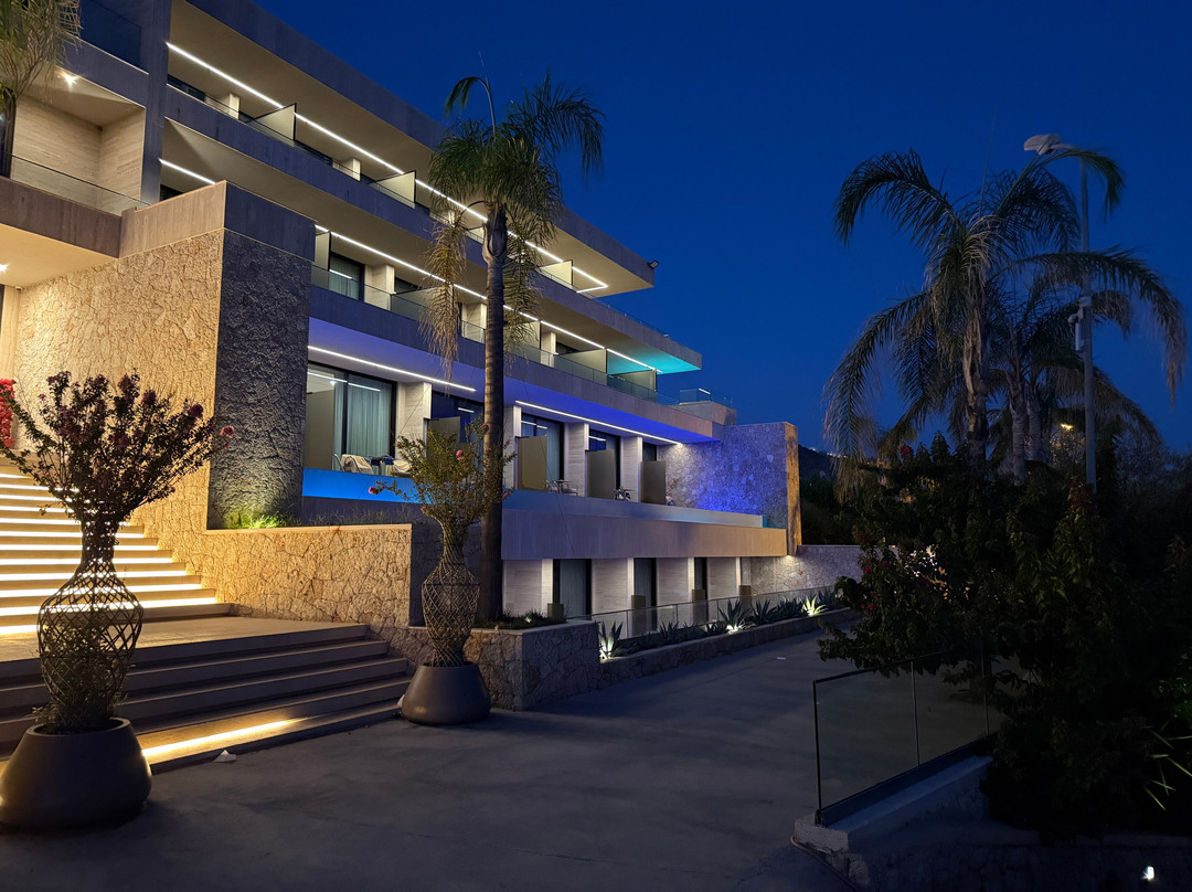BEYOND A Luxury Boutique Hotel