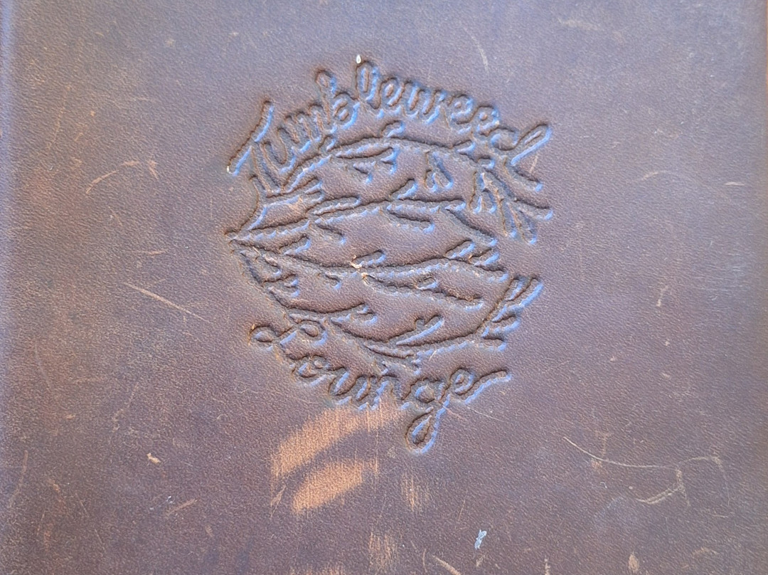 Tumbleweed Lounge at Tularosa Distillery-Tularosa必去景点