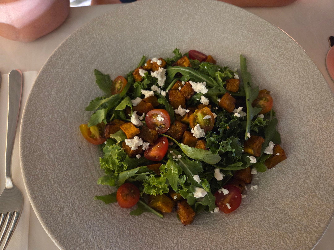 Laluna Cafe & Brunch
