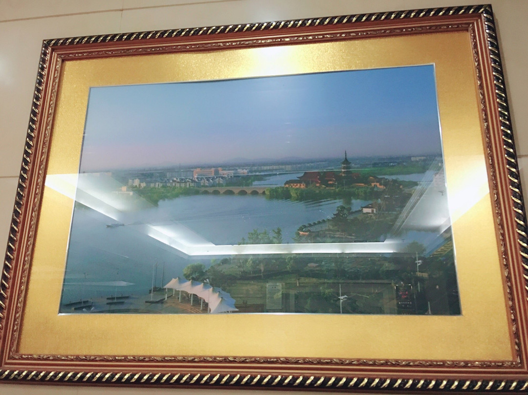 东湖半岛国际公寓酒店