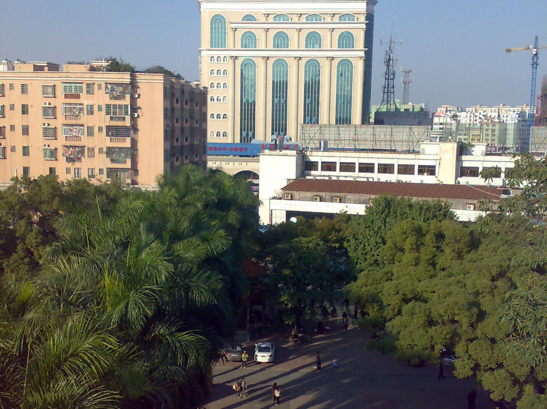 四会市酒店住宿-影城大酒店
