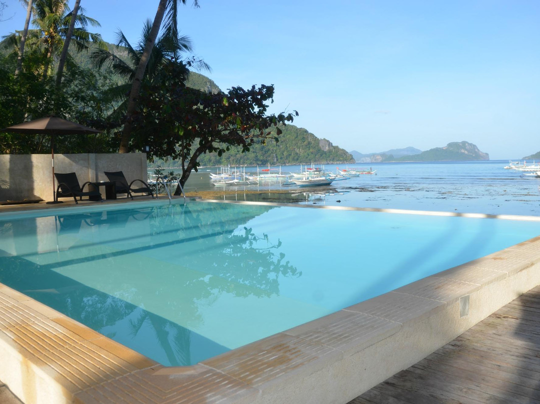 卡德劳岛度假村