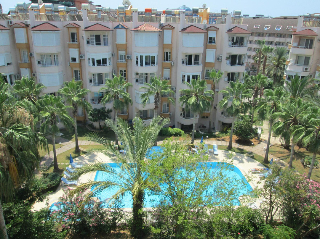 Raina Beach Hotel