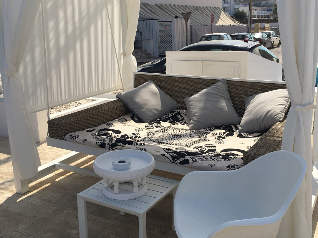 Jacaranda Lounge