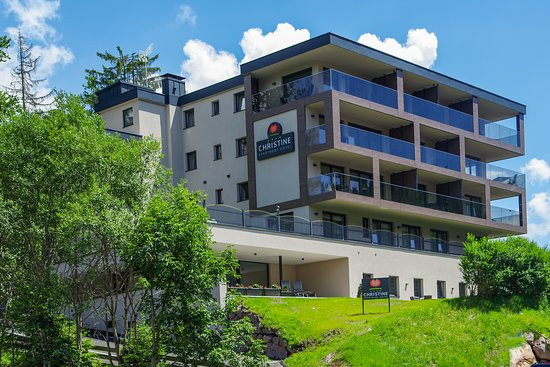 克里斯蒂娜公寓酒店